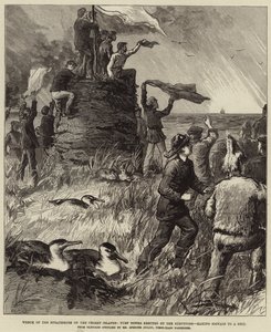Naufragio del Strathmore en las Islas Crozet, Torre de Césped erigida por los Supervivientes, haciendo Señales a un Barco